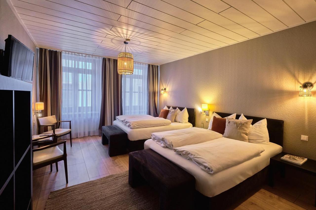 Hotel Roter Hahn Регенсбург Экстерьер фото